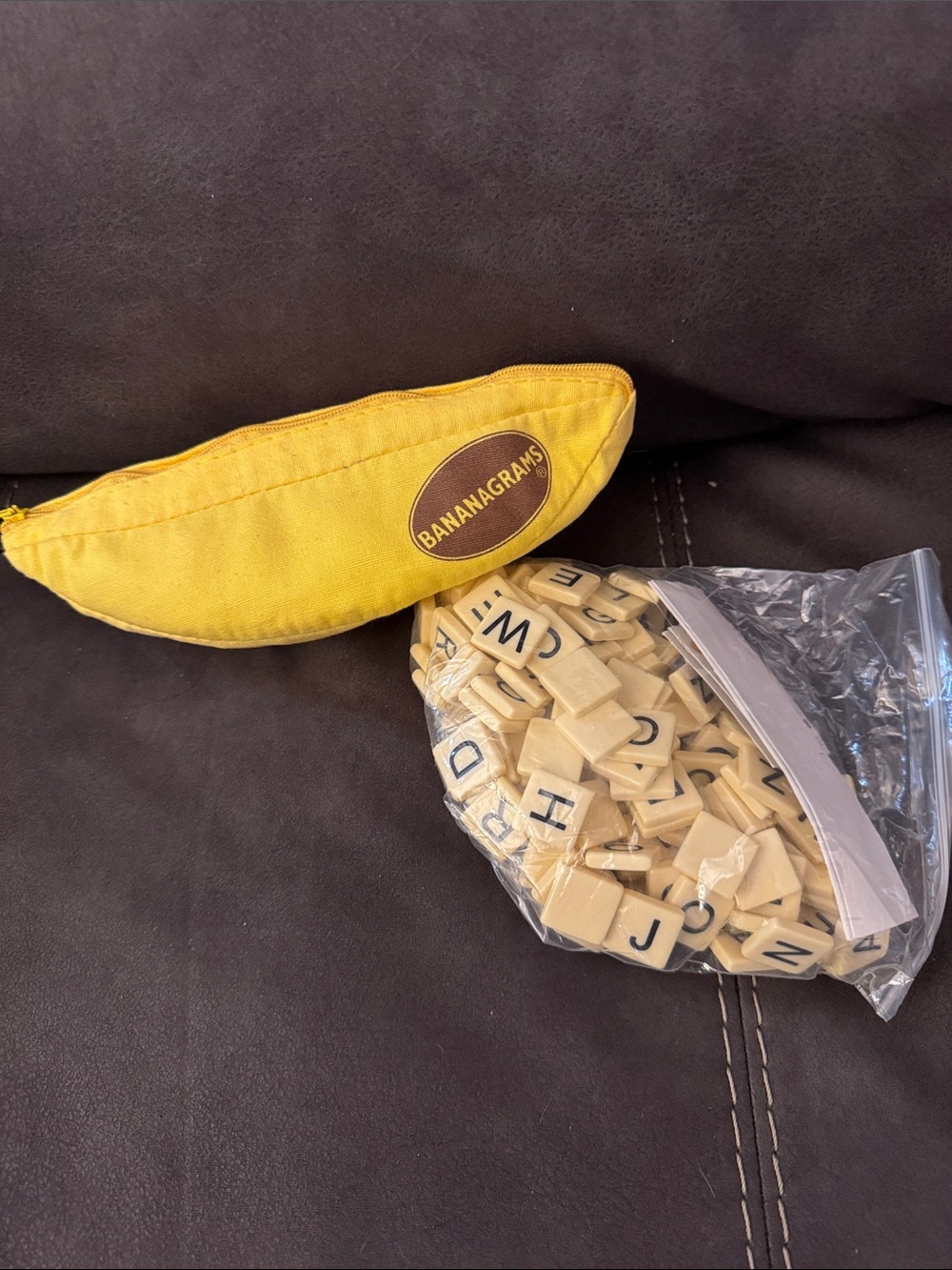 Banagrams Game with Pouch with Letter Tiles